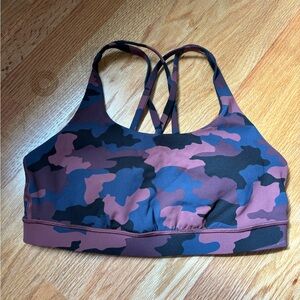 Lululemon size 10 camo sports bra